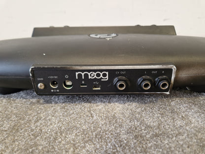 Moog Theremini Theremin - Expressive Gesture Control, Built-in Presets - Good w/ Power Supply, Does Not Include Antennae