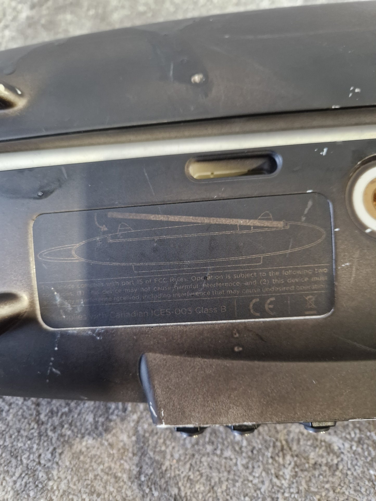 Moog Theremini Theremin - Expressive Gesture Control, Built-in Presets - Good w/ Power Supply, Does Not Include Antennae