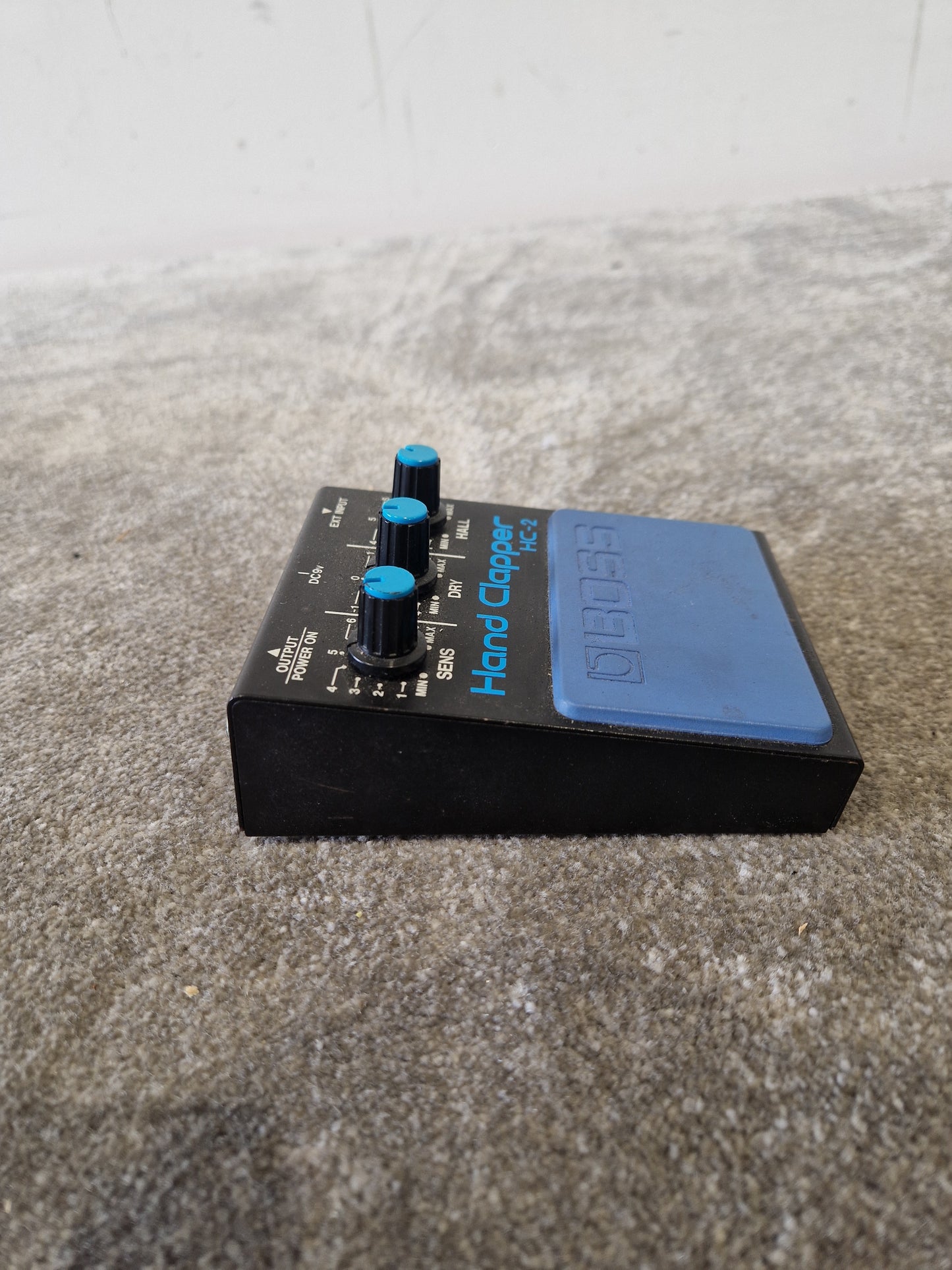 Boss Hc-2 Hand Clapper Effects Pedal - Rhythmic Percussion, Easy to Use - Good