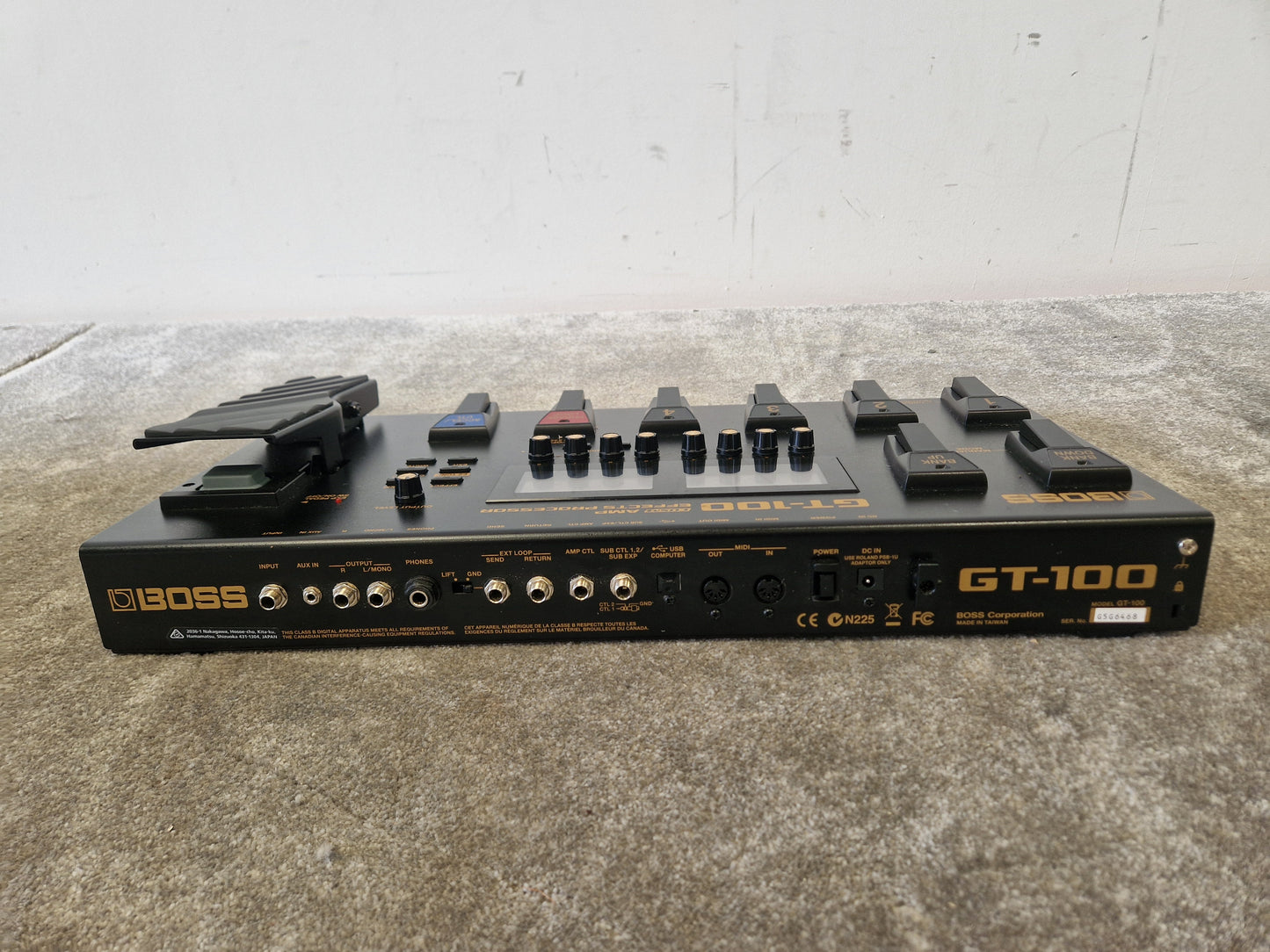 Boss Gt-100+ Guitar Effects Processor - 100 Presets, EZ Tone - Very Good w/ Power Supply & Manuals & Soft Case
