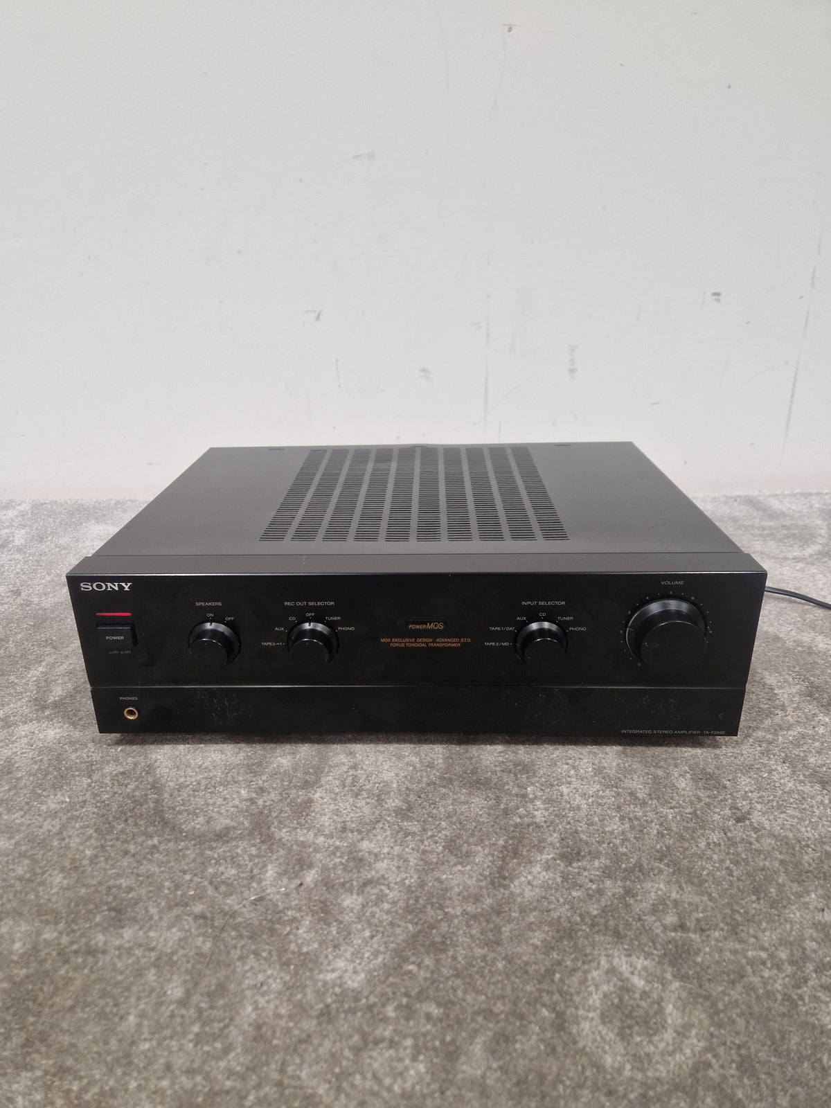 Sony TA F264E - Hi-Fi Stereo Amplifier - Very Good w/ Power Supply