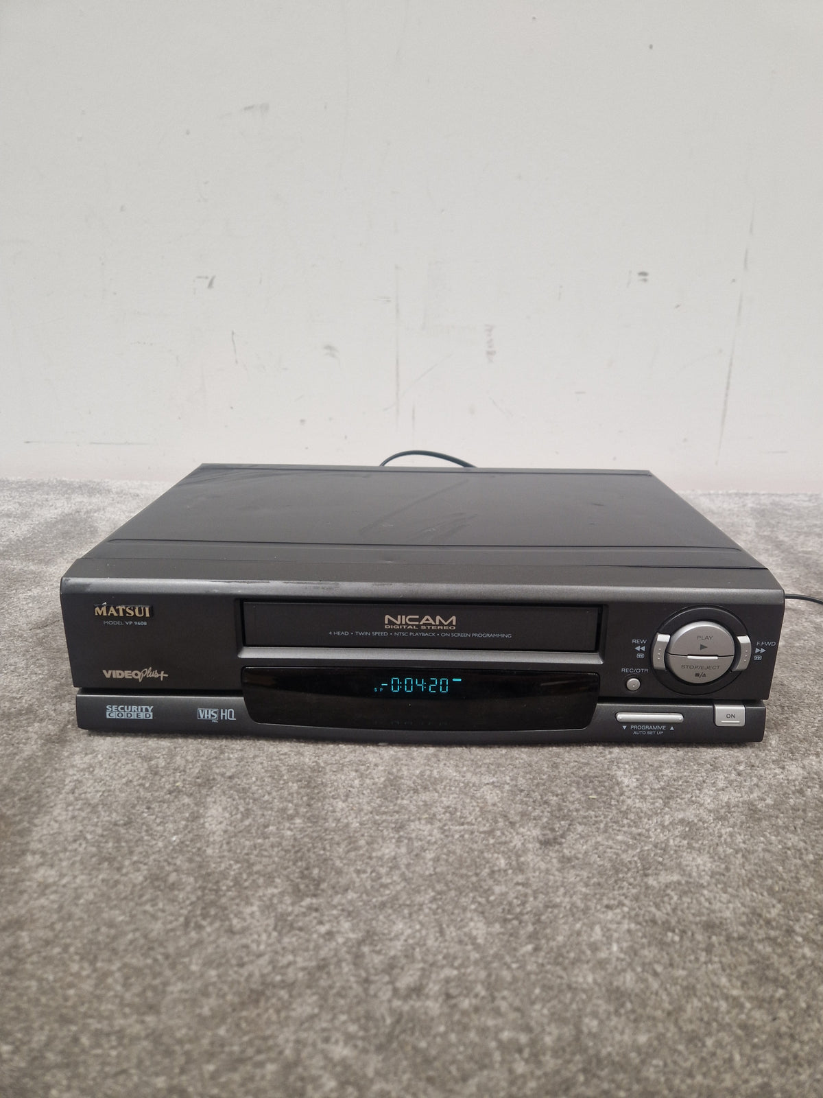 Matsui VP9608 - High-Quality VHS Playback - Very Good w/ Power Supply