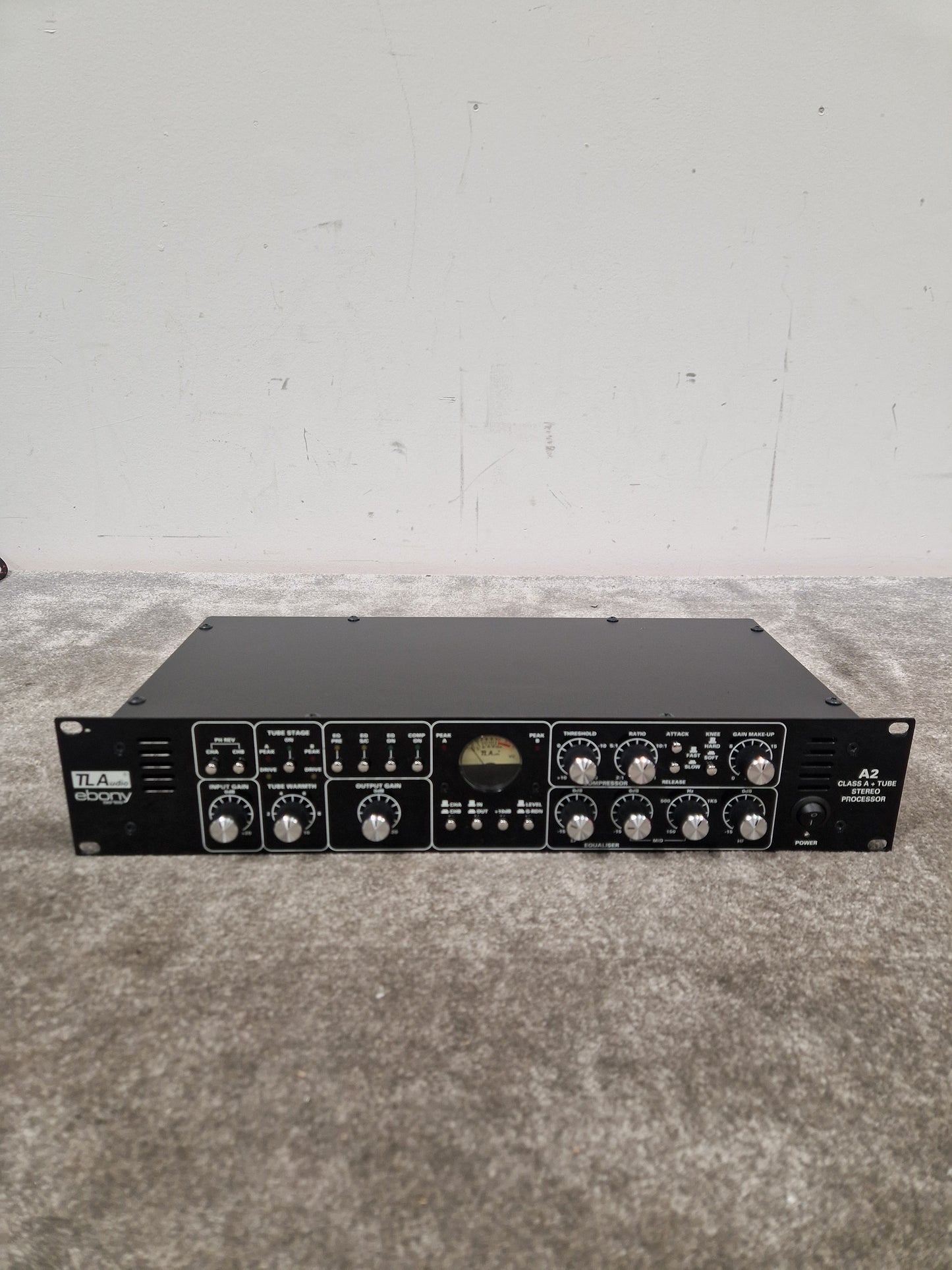 TL Audio Ebony A2 - Dual-Channel Tube Processor - Excellent w/ Power Supply