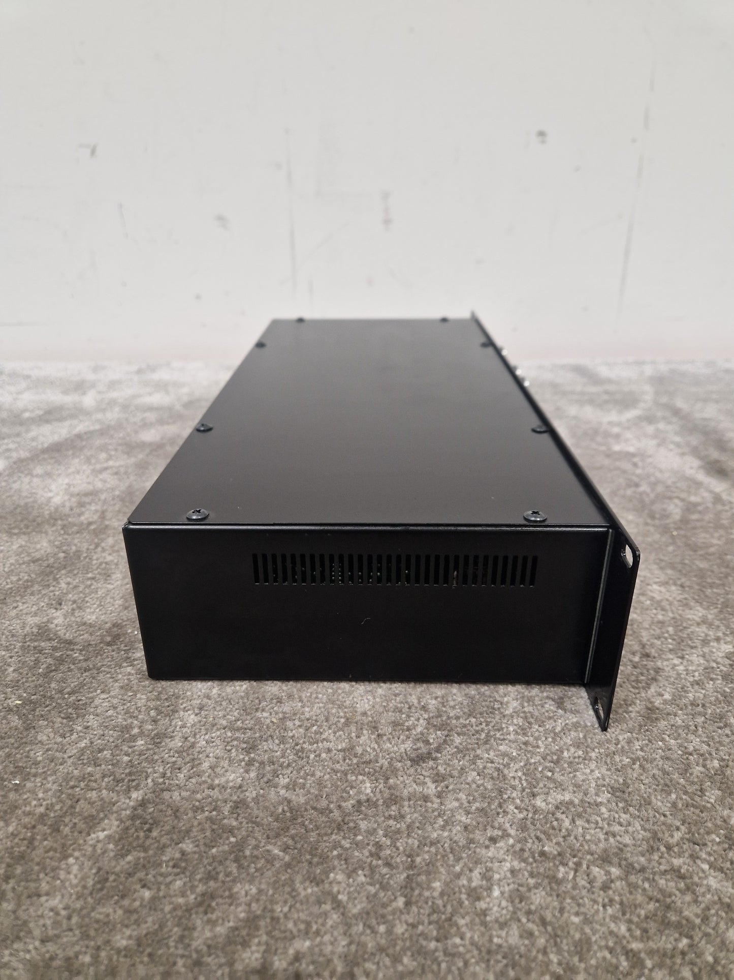 TL Audio Ebony A2 - Dual-Channel Tube Processor - Excellent w/ Power Supply