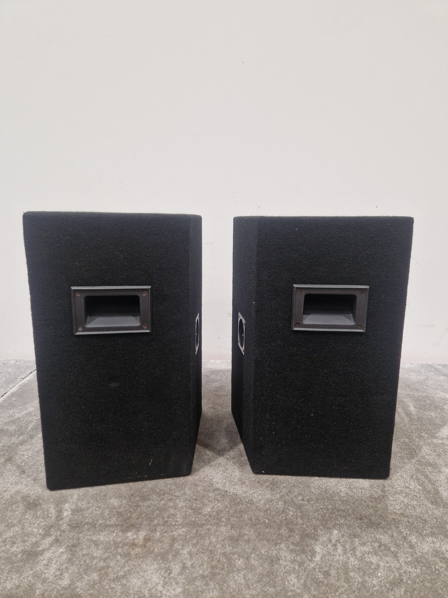 Skytec 200 Watt Speakers Pair - Passive Speakers, 2-Way System - Excellent