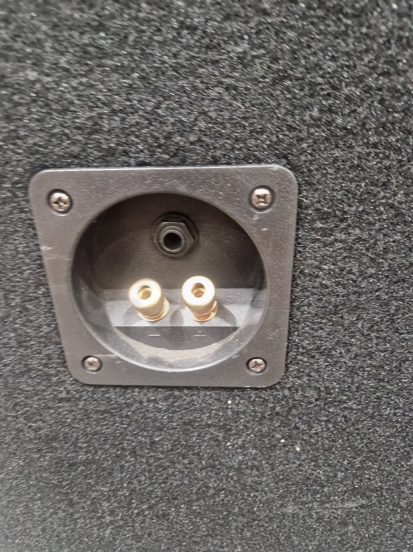 Skytec 200 Watt Speakers Pair - Passive Speakers, 2-Way System - Excellent
