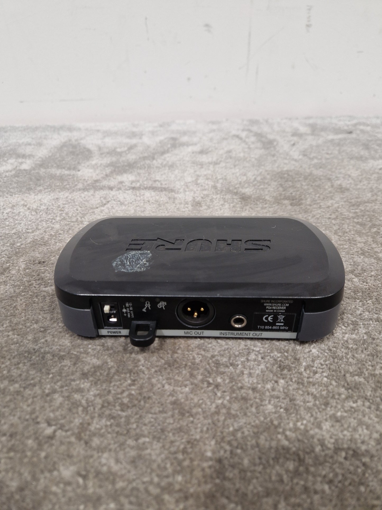 Shure Pg4s Receiver Wireless System - UHF Frequency, Reliable Performance - Excellent
