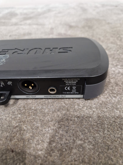 Shure Pg4s Receiver Wireless System - UHF Frequency, Reliable Performance - Excellent