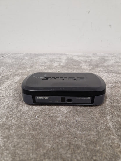 Shure PG4S - Wireless Microphone System - Excellent w/ Power Supply