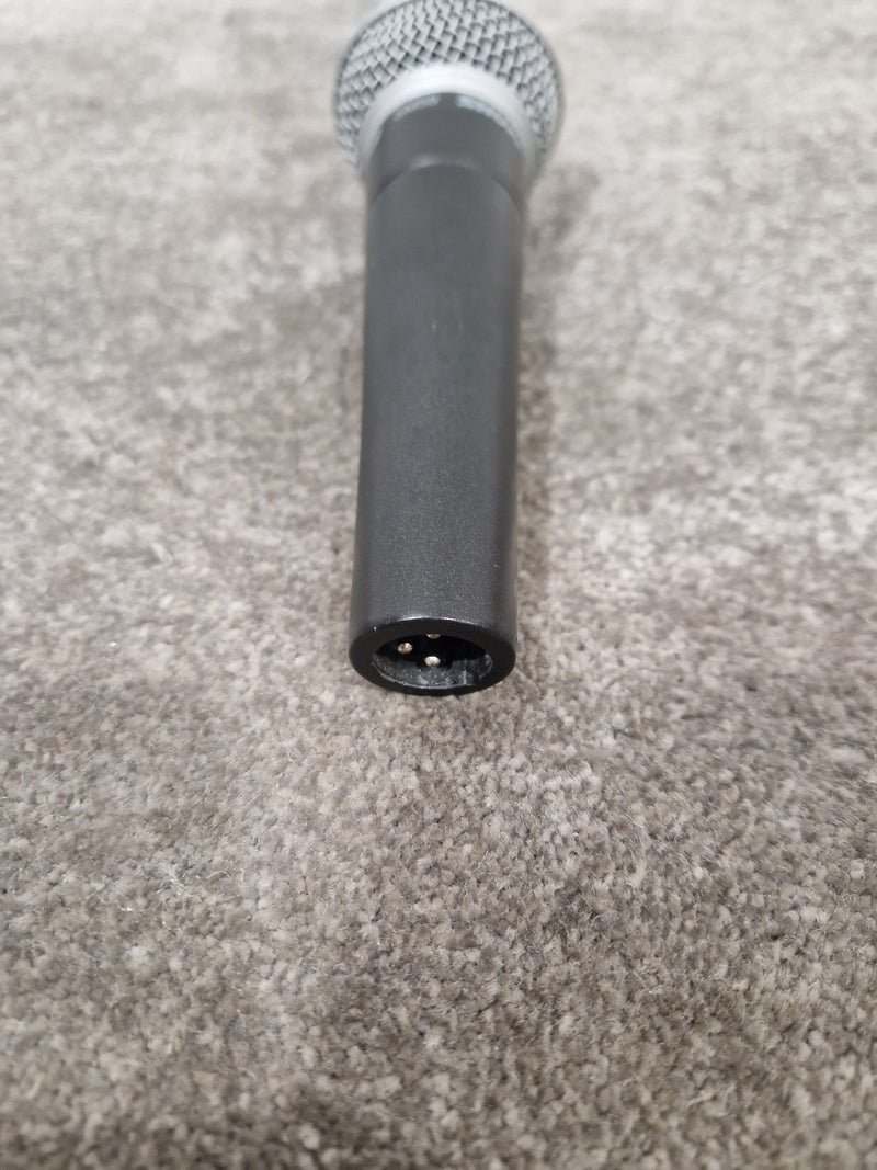 Shure Sm58 Dynamic Microphone - Cardioid Pattern, Durable Construction - Excellent w/ Original Box & Manuals & Mic Holder Midi cable - Image 6
