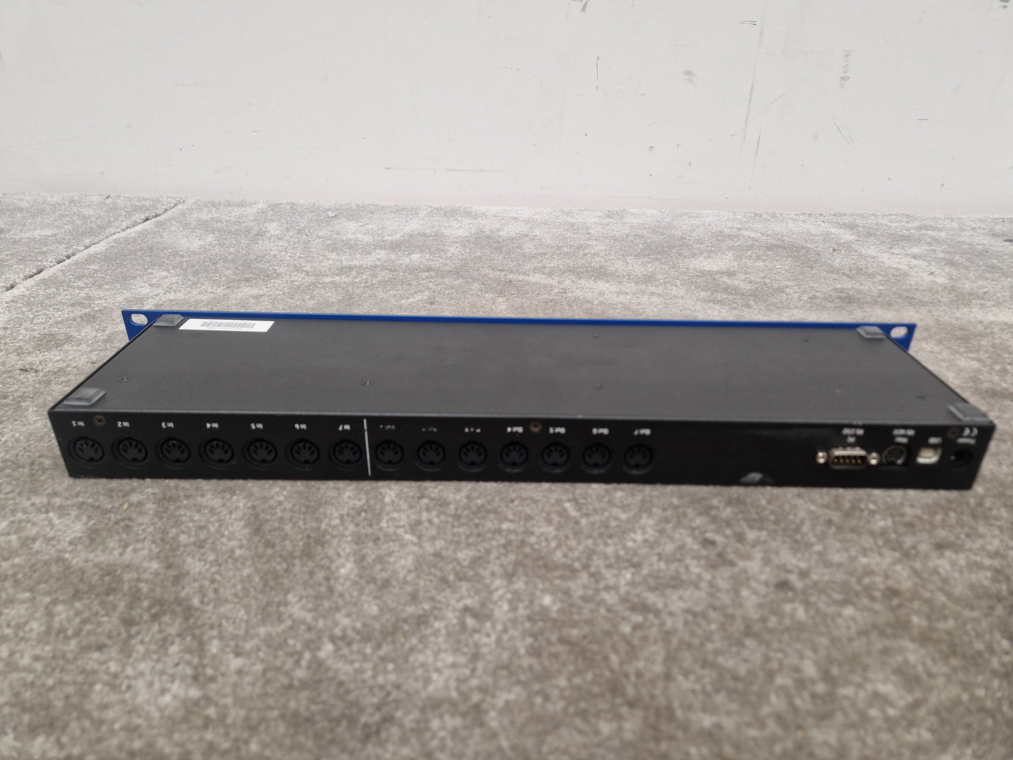 Emagic AMT8 – 8-in / 8-out Rackmount MIDI Interface, USB & Serial – Excellent