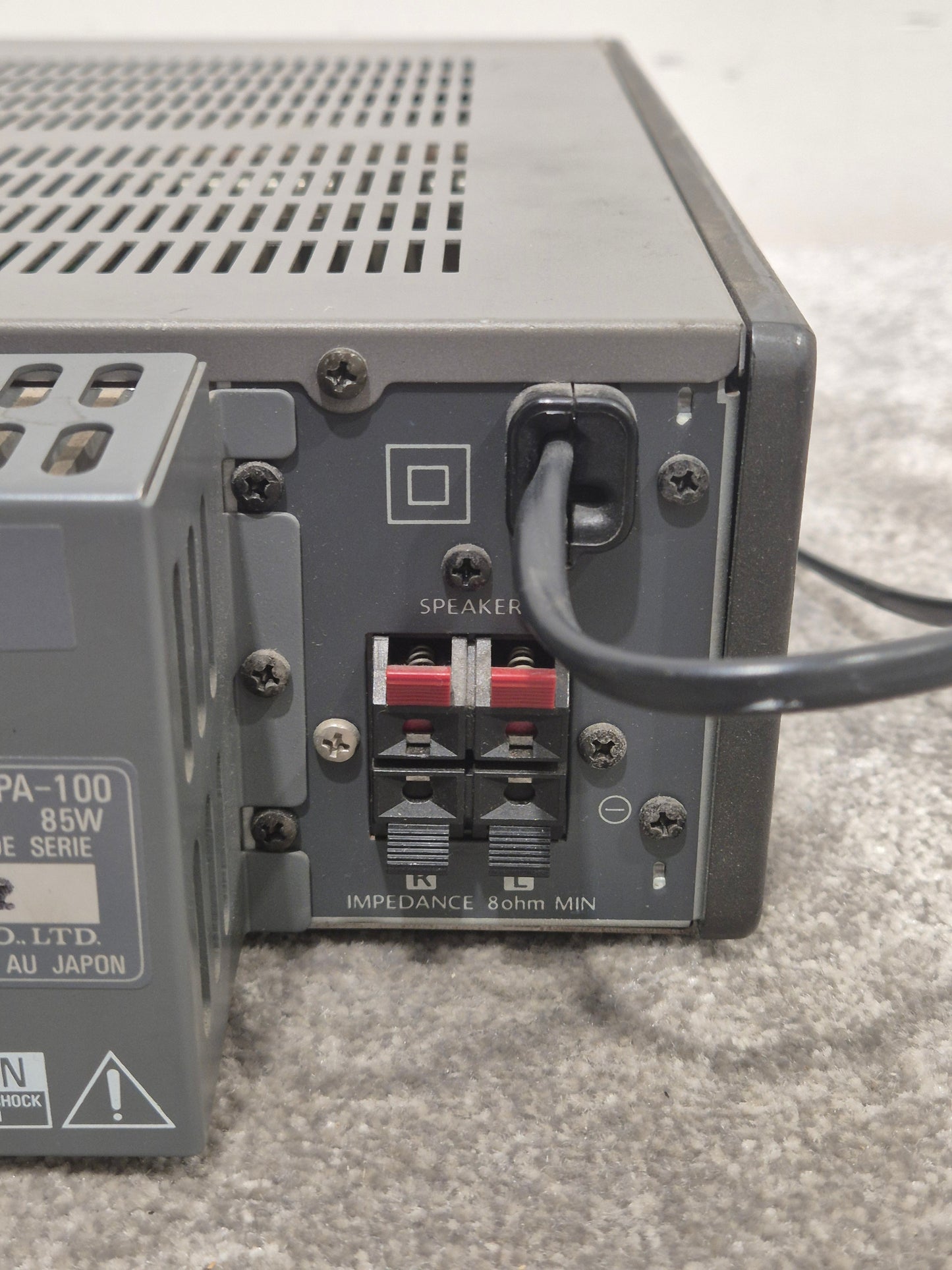 Denon UPA-100 – Compact Stereo Hi-Fi Amplifier – Very Good w/ Power Supply