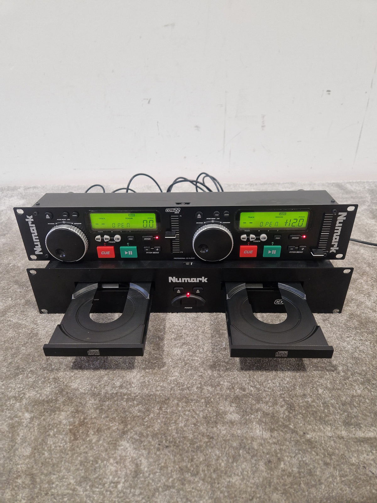 Numark CDN22 MK4 - Dual CD Player - Excellent w/ Power Supply