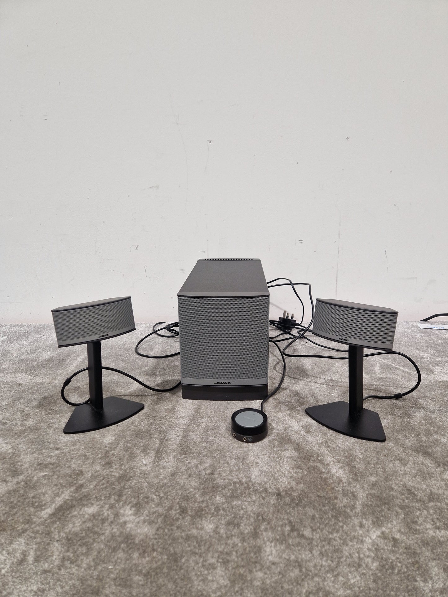 Bose Companion 5 Multimedia Speaker System - Premium 2.1 Audio - Excellent w/ Power Supply