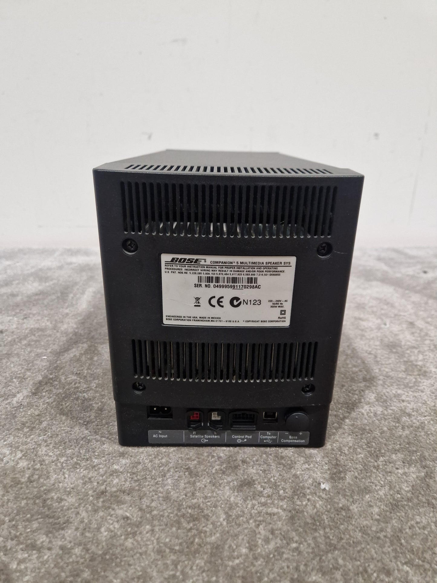 Bose Companion 5 Multimedia Speaker System - Premium 2.1 Audio - Excellent w/ Power Supply