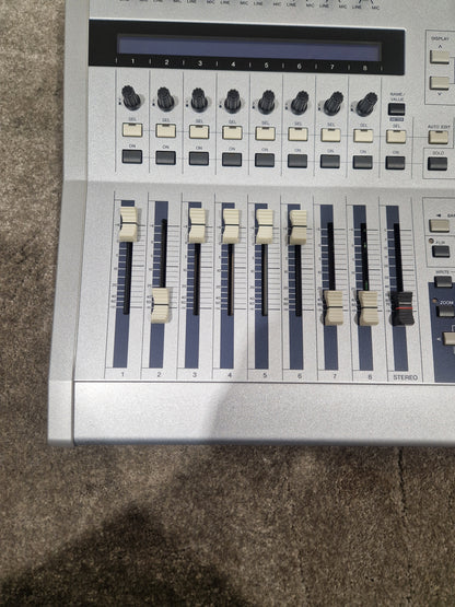 Yamaha 01X - Digital Mixing Studio - Excellent w/ Power Supply
