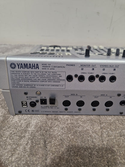 Yamaha 01X - Digital Mixing Studio - Excellent w/ Power Supply