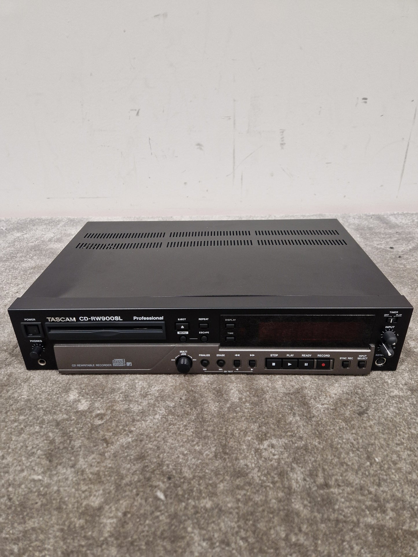 Tascam CD-RW900SL – Professional CD Recorder – Very Good w/ Power Supply & Remote