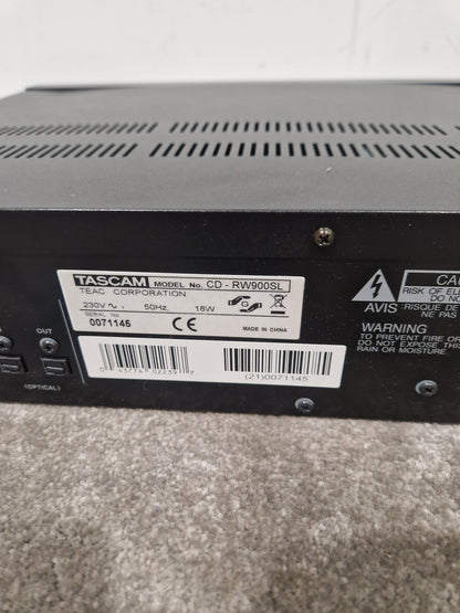 Tascam CD-RW900SL – Professional CD Recorder – Very Good w/ Power Supply & Remote