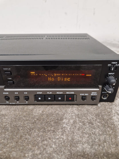 Tascam CD-RW900SL – Professional CD Recorder – Very Good w/ Power Supply & Remote