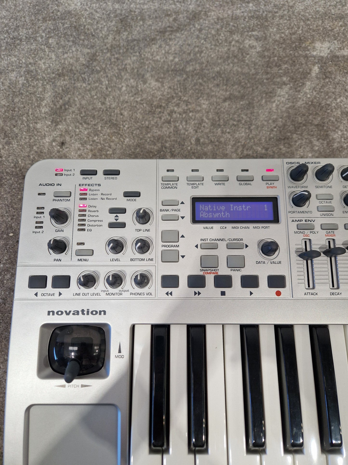 Novation X-station 25 Synthesizer - Analog Modeling Synth - Excellent w/ Power Supply