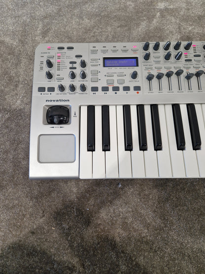 Novation X-station 25 Synthesizer - Analog Modeling Synth - Excellent w/ Power Supply