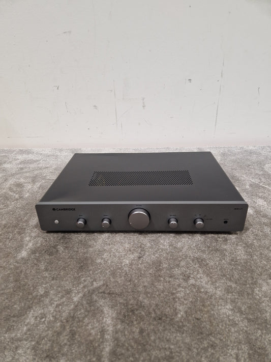 Cambridge Audio AXA25 - 25W Integrated Amplifier - Excellent w/ Power Supply