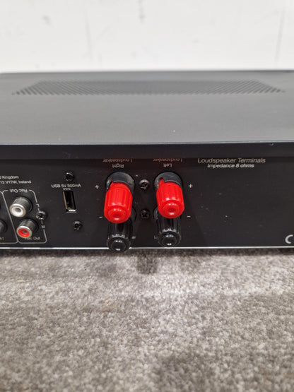 Cambridge Audio AXA25 - 25W Integrated Amplifier - Excellent w/ Power Supply