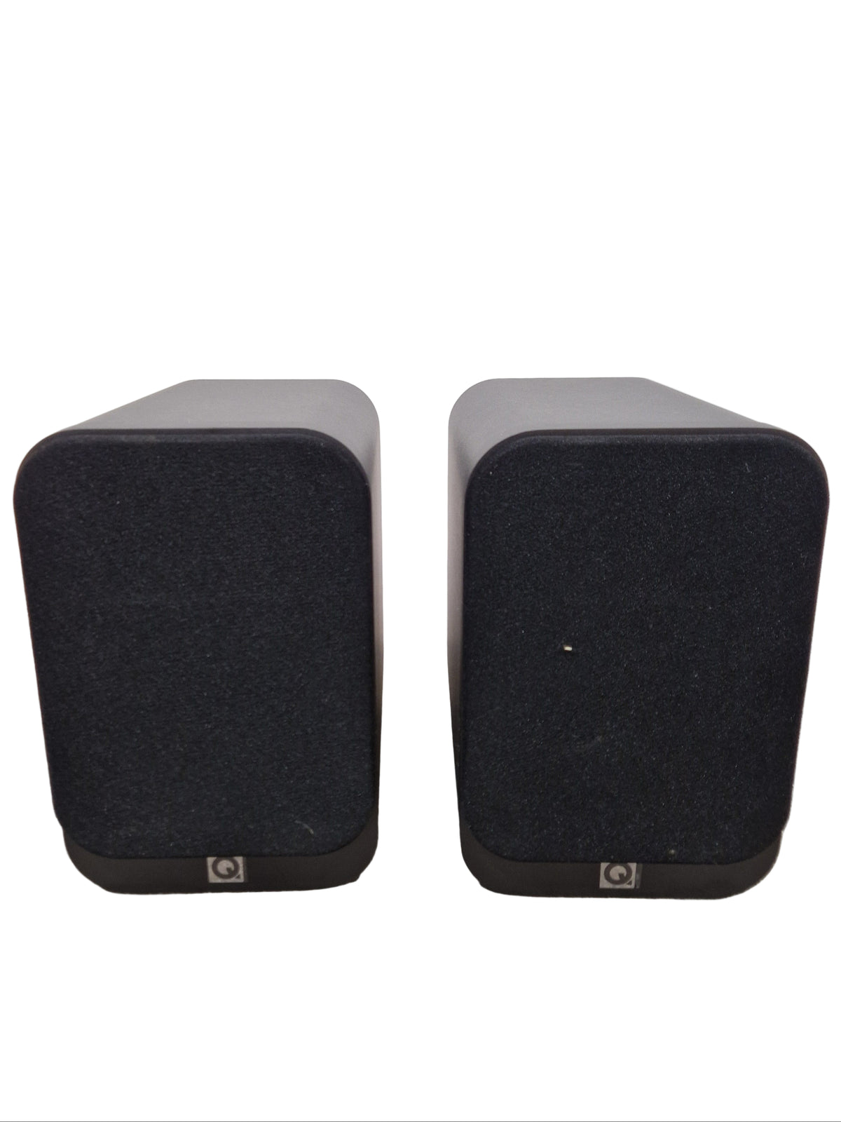 Q Acoustics 3020 Speaker Pair - Bookshelf Design - Excellent