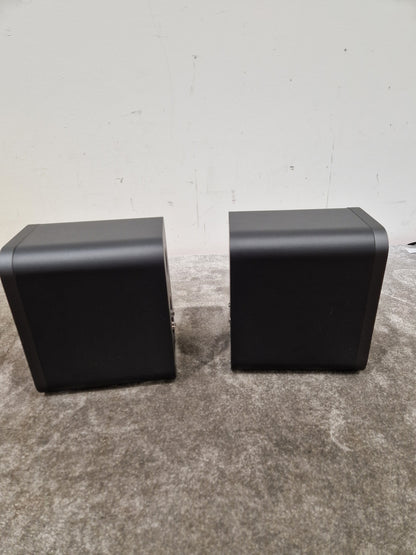 Q Acoustics 3020 Speaker Pair - Bookshelf Design - Excellent
