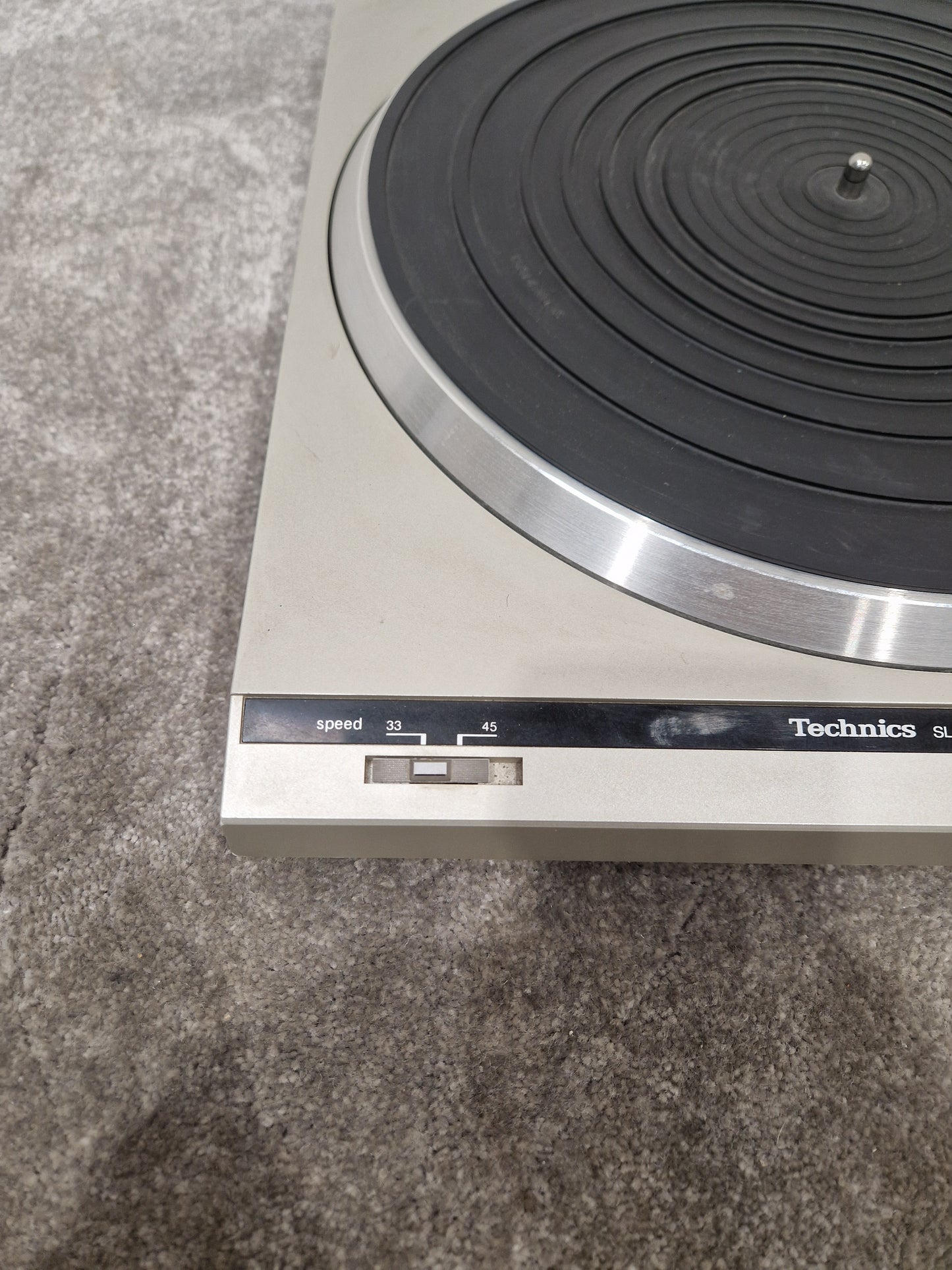Technics SL-D21 - Vintage Direct Drive Turntable - Very Good w/ New Stylus Installed