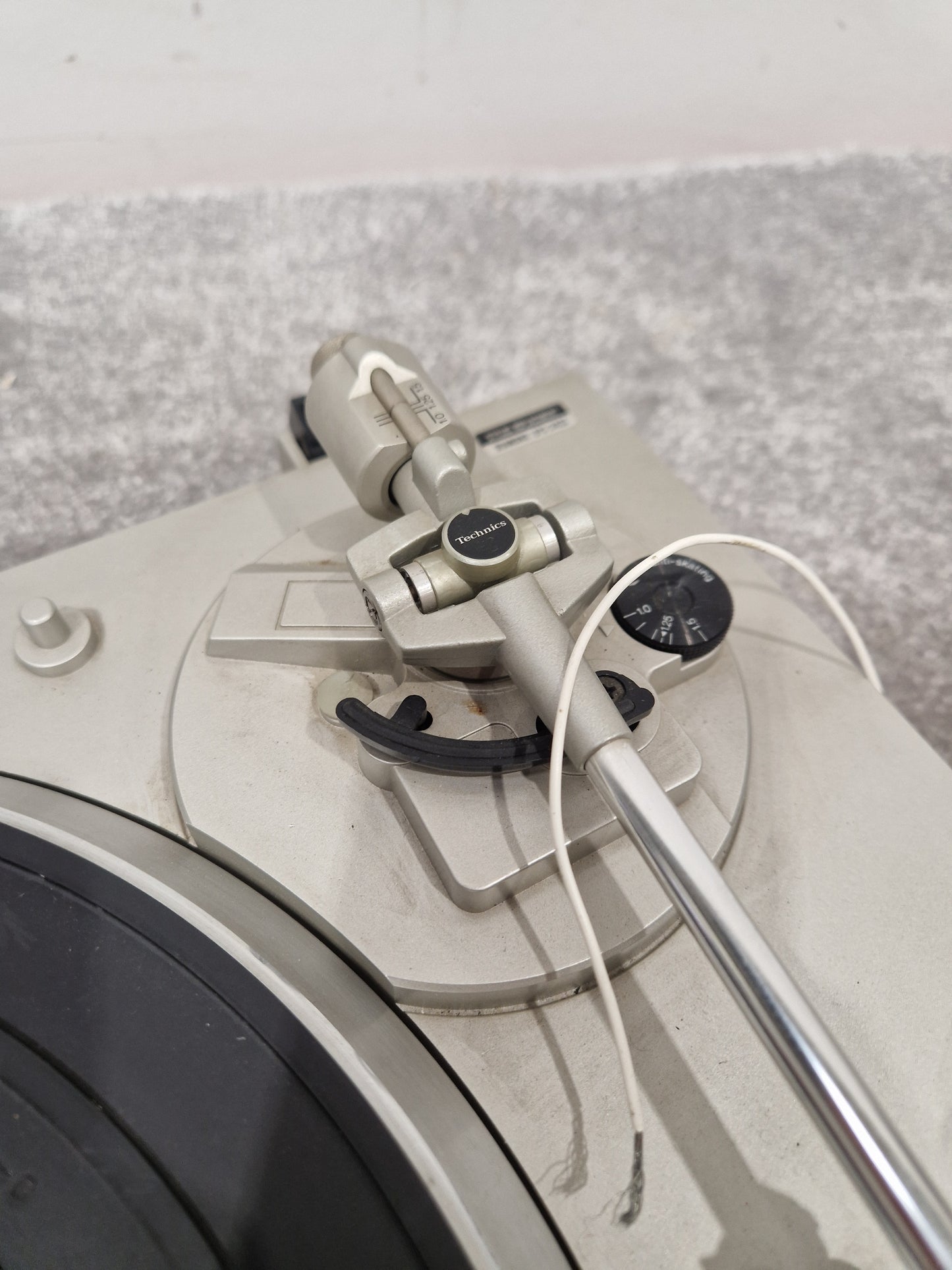 Technics SL-D21 - Vintage Direct Drive Turntable - Very Good w/ New Stylus Installed
