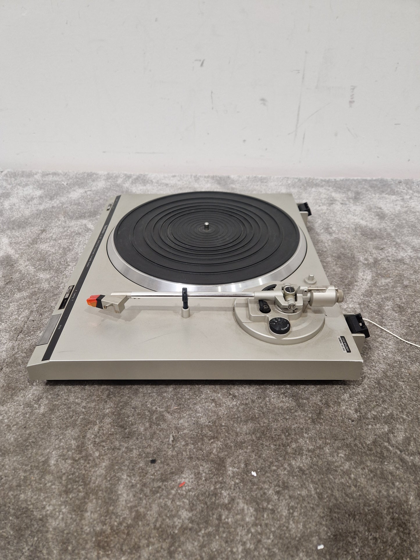 Technics SL-D21 - Vintage Direct Drive Turntable - Very Good w/ New Stylus Installed