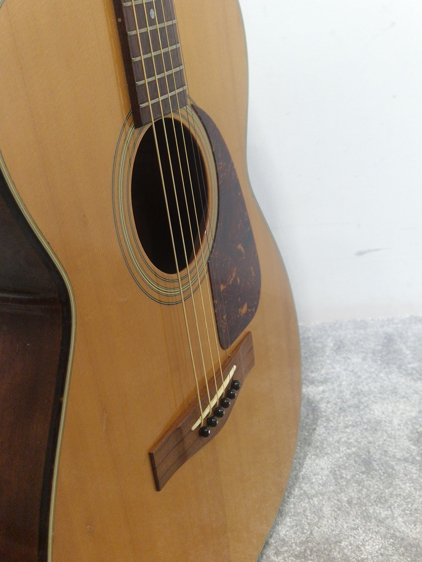 Fender F-200 - Acoustic Guitar - Very Good