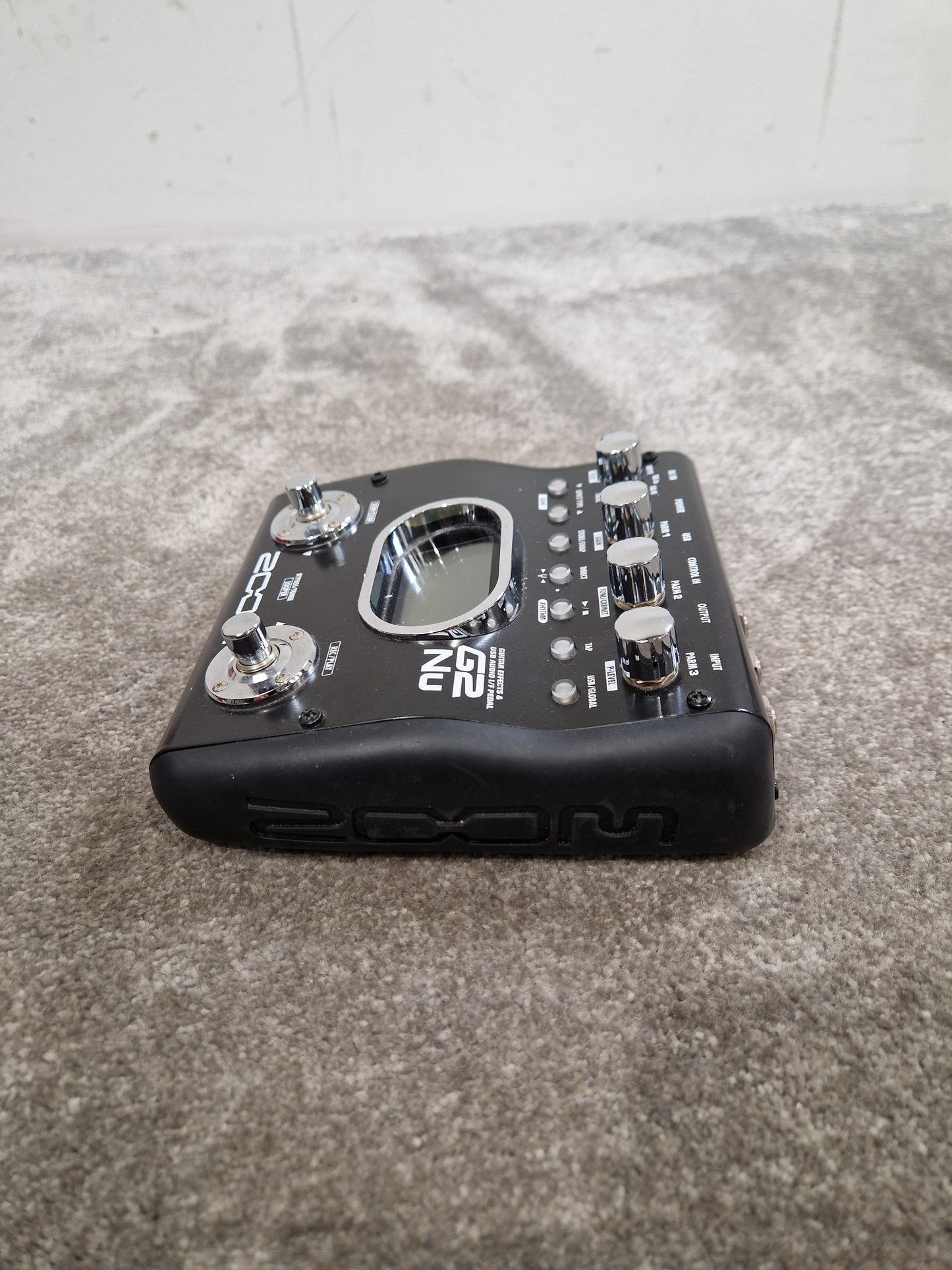 Zoom G2NU - Multi-Effects Processor - Excellent w/ Original Box & Power Supply