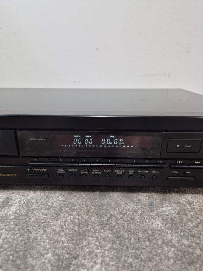 Denon DCD-960 - High-Fidelity CD Player - Fair w/ Power Supply