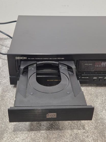 Denon DCD-960 - High-Fidelity CD Player - Fair w/ Power Supply