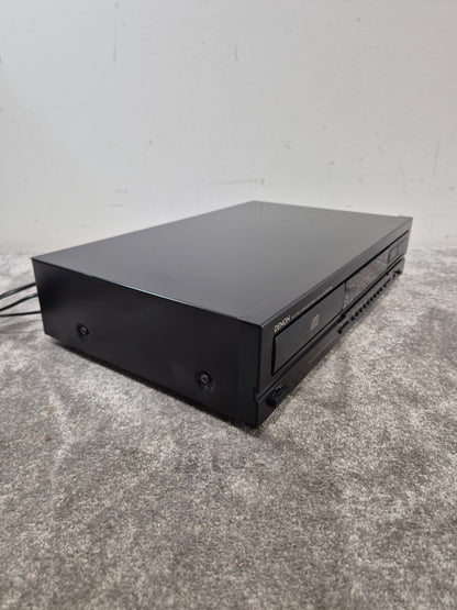 Denon DCD-960 - High-Fidelity CD Player - Fair w/ Power Supply