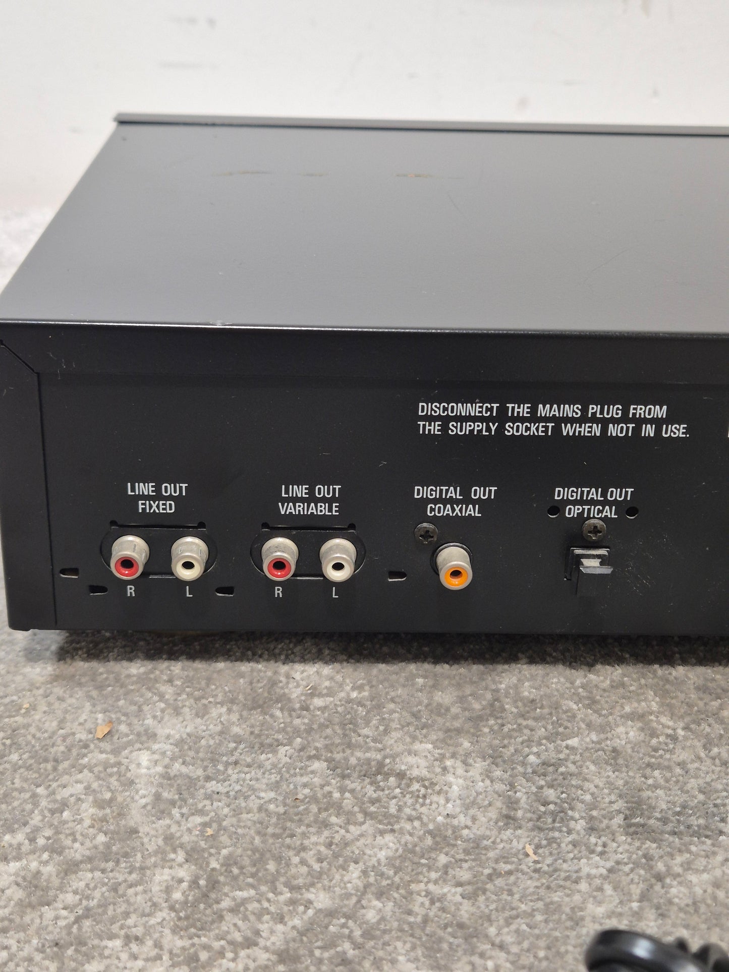 Denon DCD-960 - High-Fidelity CD Player - Fair w/ Power Supply