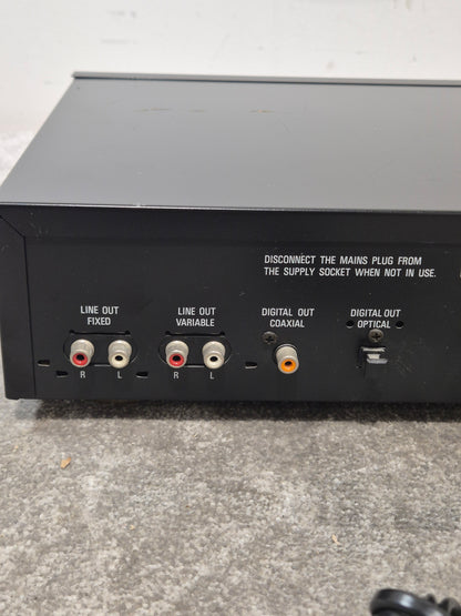 Denon DCD-960 - High-Fidelity CD Player - Fair w/ Power Supply