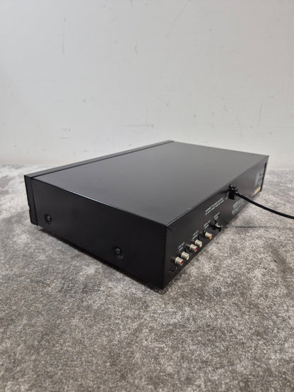 Denon DCD-960 - High-Fidelity CD Player - Fair w/ Power Supply