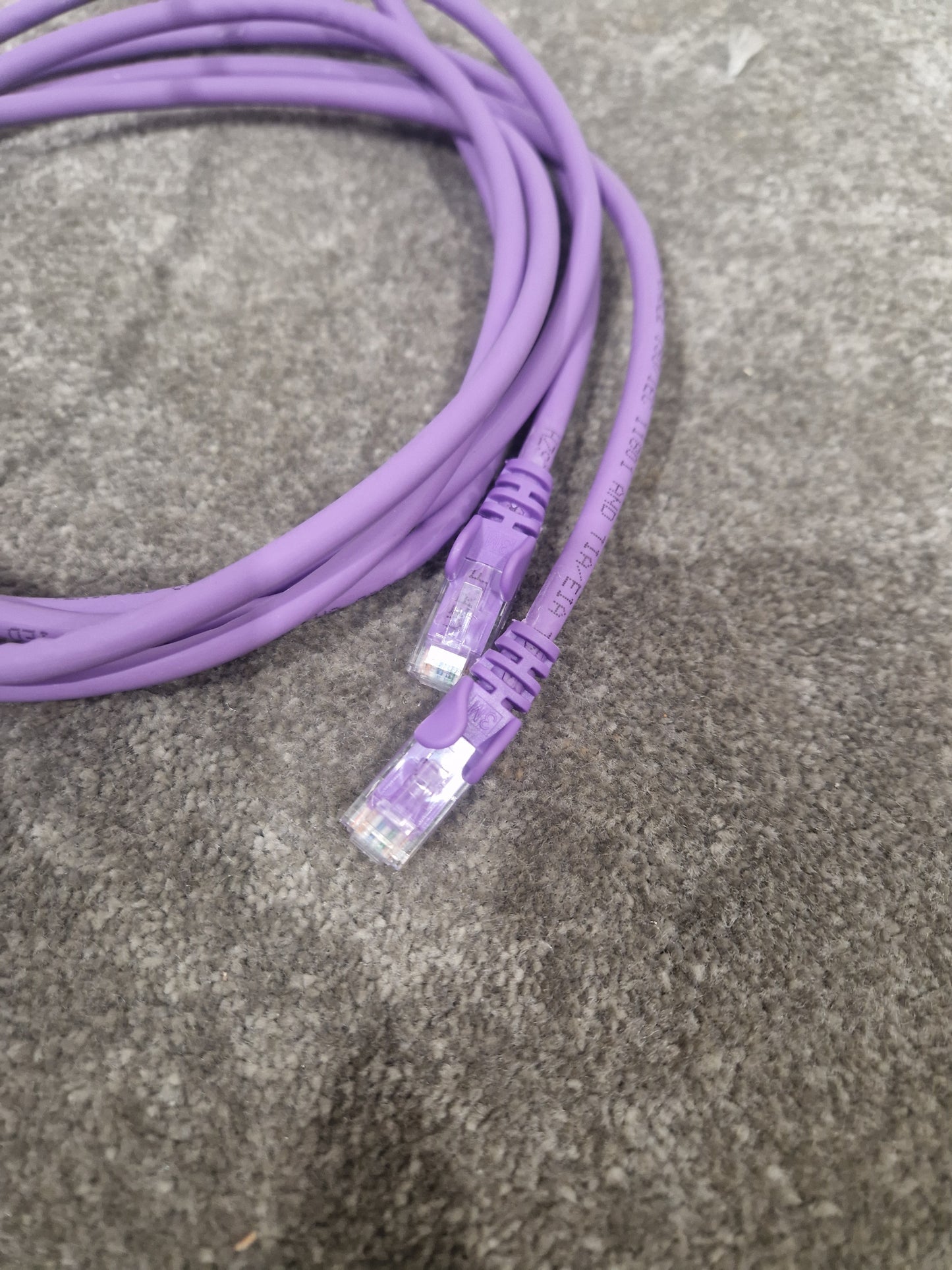 5FT Purple Ethernet Cable - High-Speed Data Transfer - Excellent