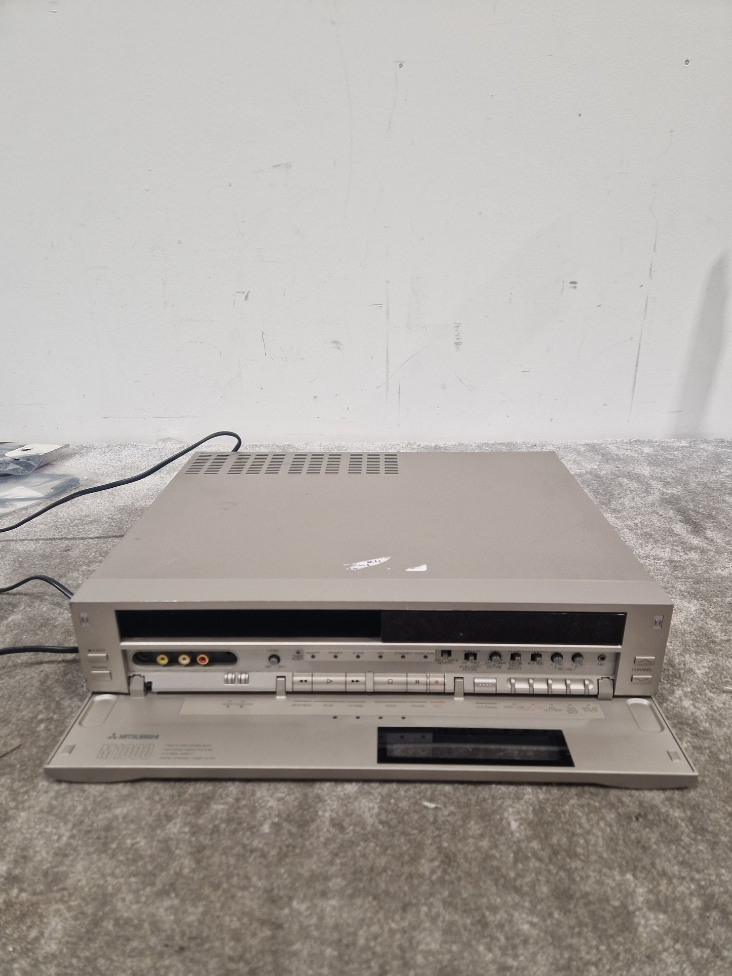 Mitsubishi M-1000 - Vintage Tape Deck - Spares or Repair w/ Power Supply