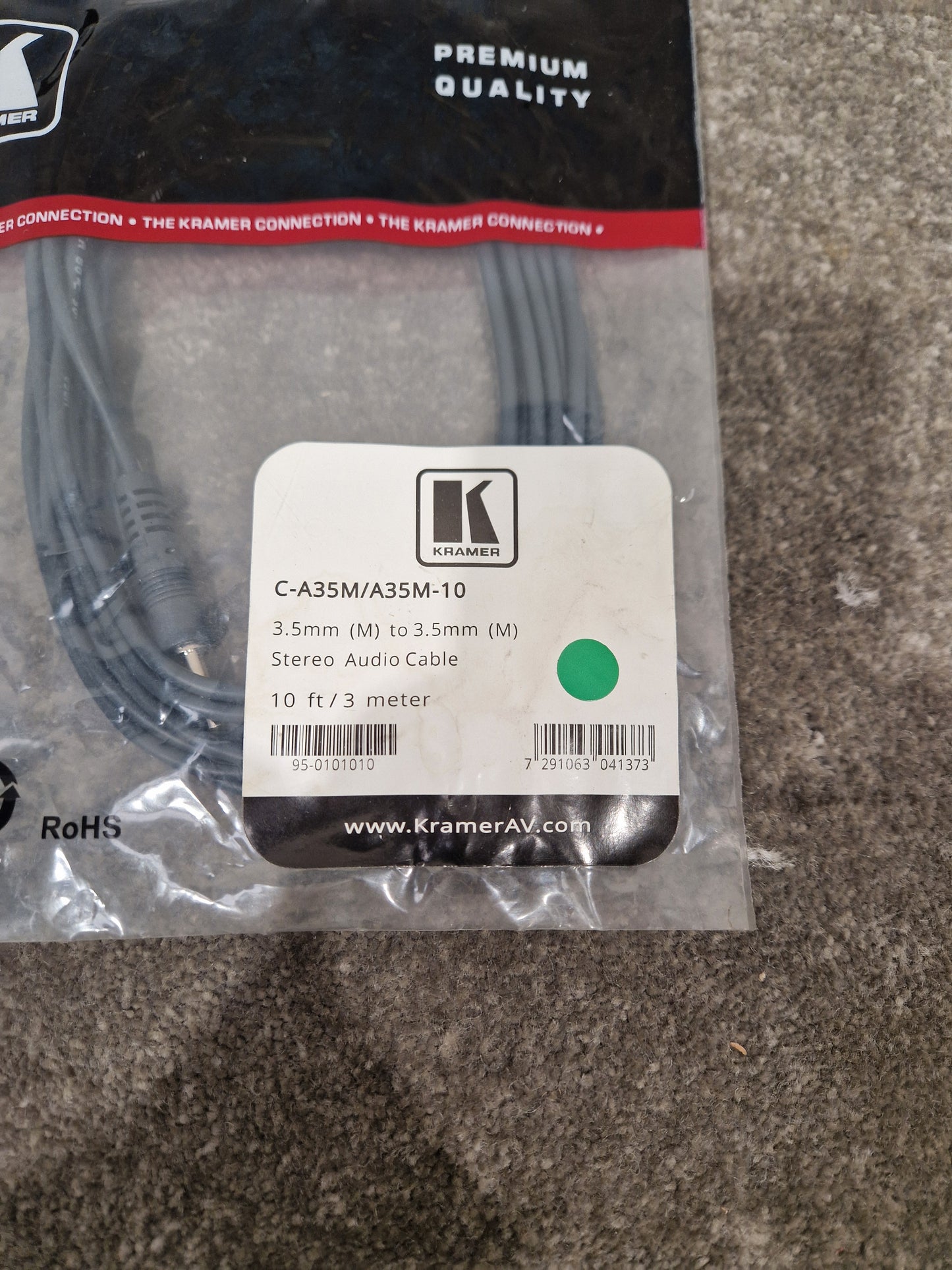Kramer C-A35M/A35M-10 3.5mm TO 3.5mm Cable - High-Fidelity Audio Transfer - Excellent w/ Original packaging