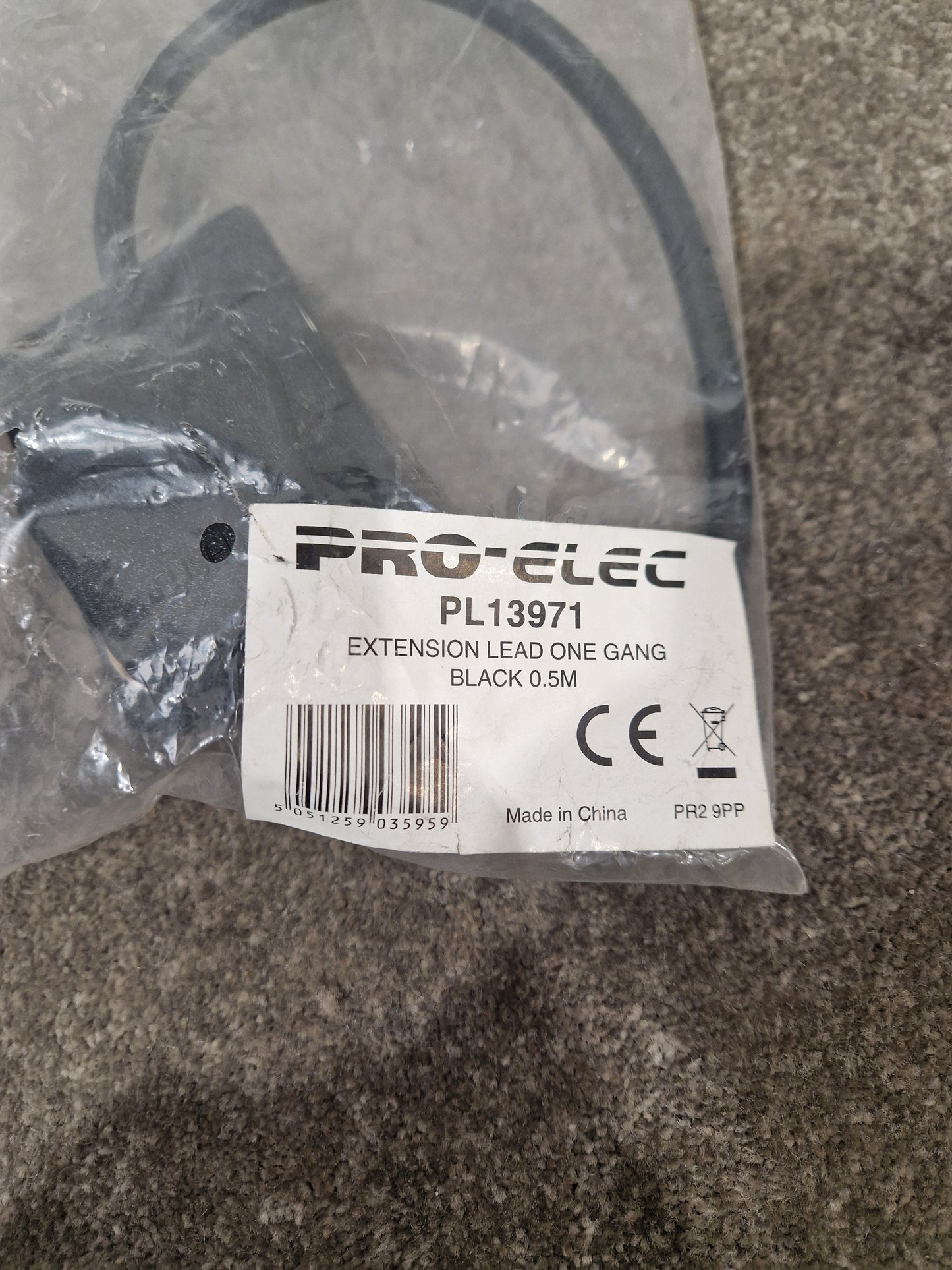 PRO-ELEC Extension Lead One Gang 0.5m - Compact Power Extension - Excellent w/ Original Packaging