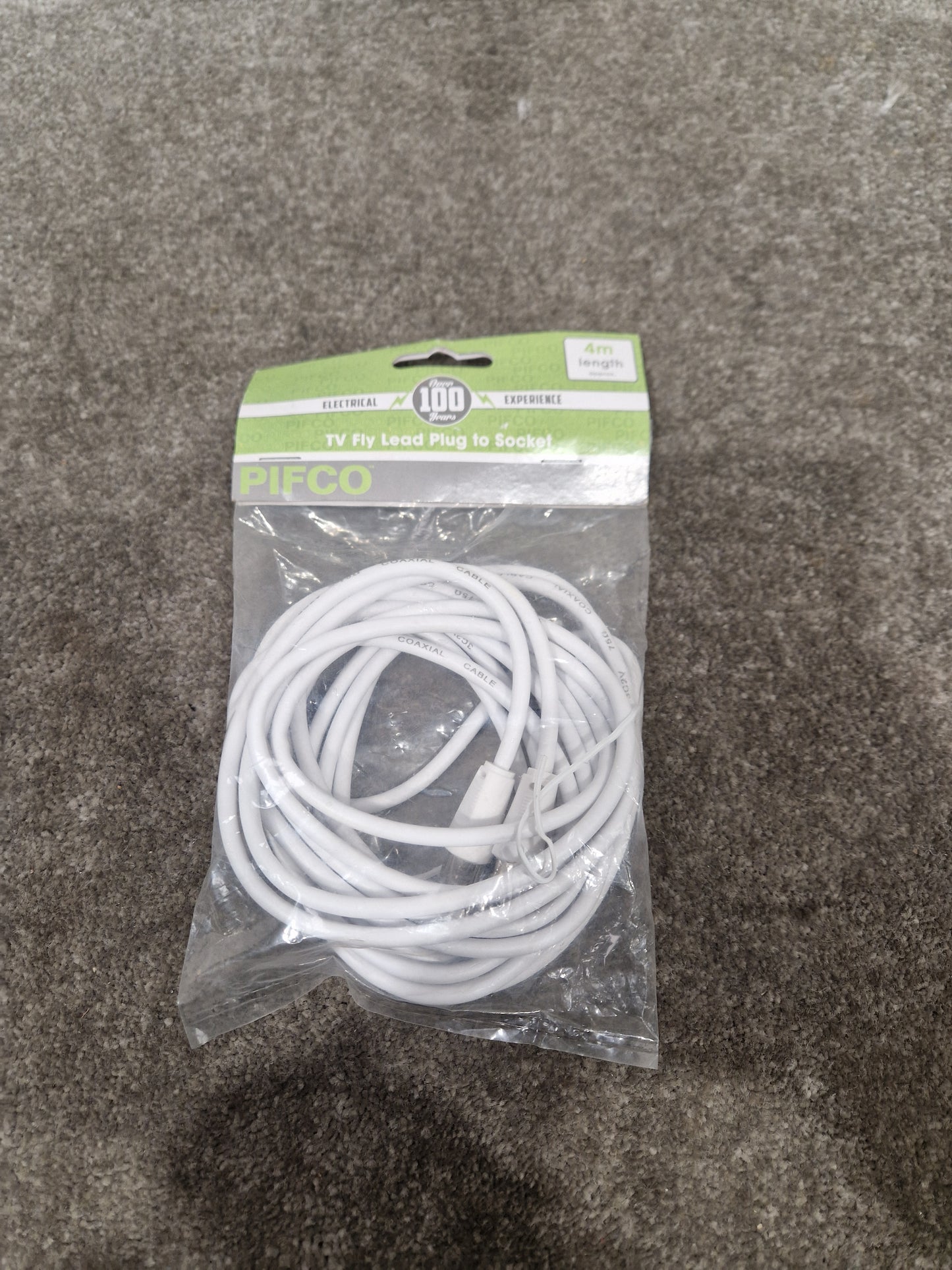 4M Pifco TV Fly Lead Plug TO Socket - Durable Connection Cable - Excellent w/ Original Packaging