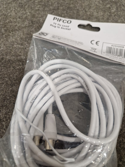 4M Pifco TV Fly Lead Plug TO Socket - Durable Connection Cable - Excellent w/ Original Packaging