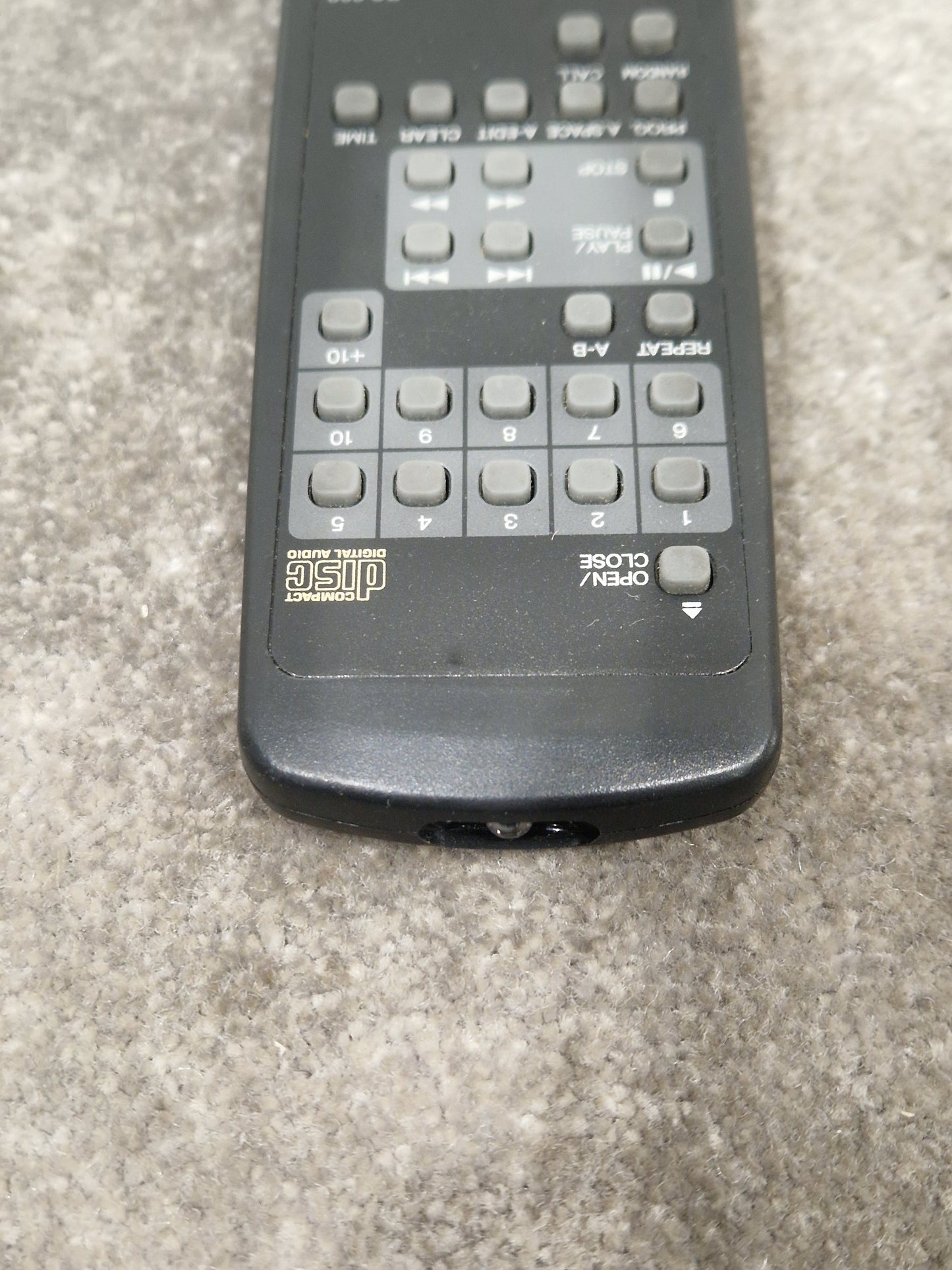 Denon RC262 Remote Controller - Compact Stereo Control - Excellent
