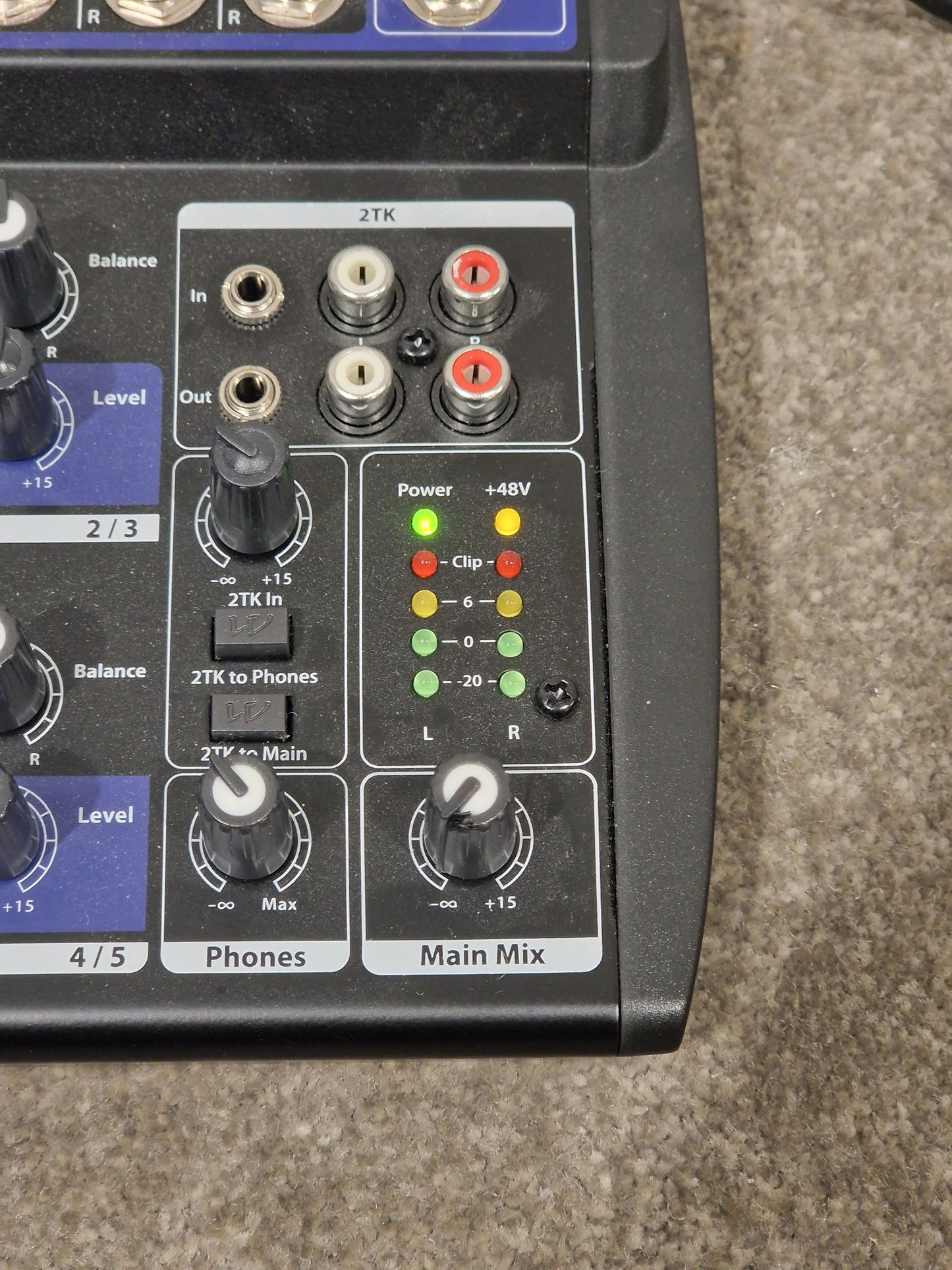 Wharfedale Pro Connect 502 Compact Mixer - 5-Channel Audio Control - Excellent w/ Original Box & Power Supply