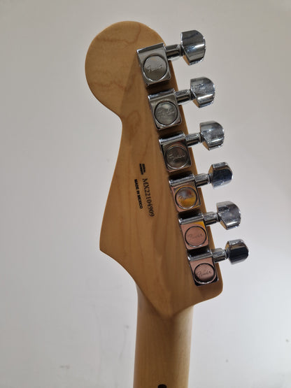 Fender Stratocaster Series Player 2 - Versatile Tone Electric Guitar - Excellent w/ Original Box & Soft Case